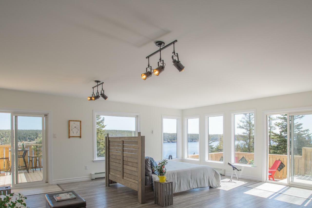 Mobile Whale House Guest House מראה חיצוני תמונה
