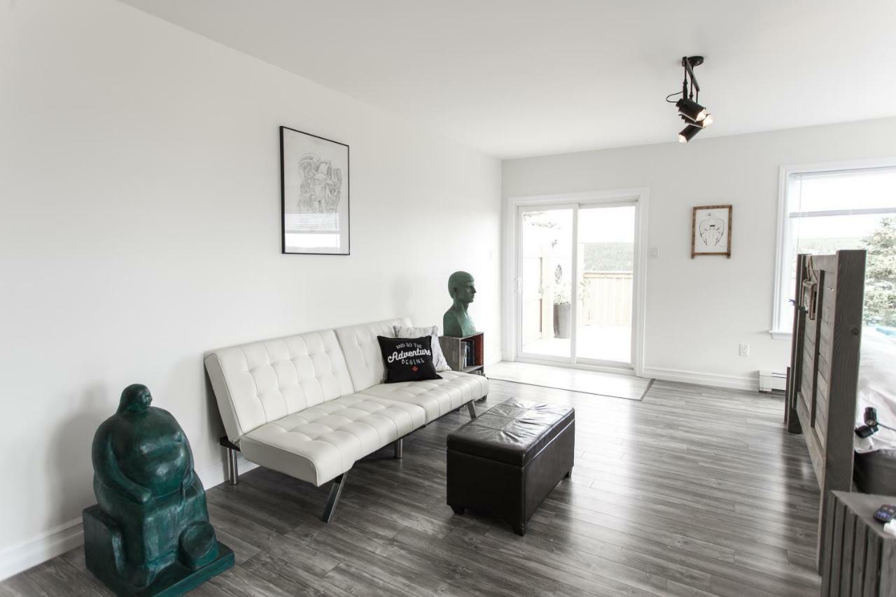Mobile Whale House Guest House מראה חיצוני תמונה